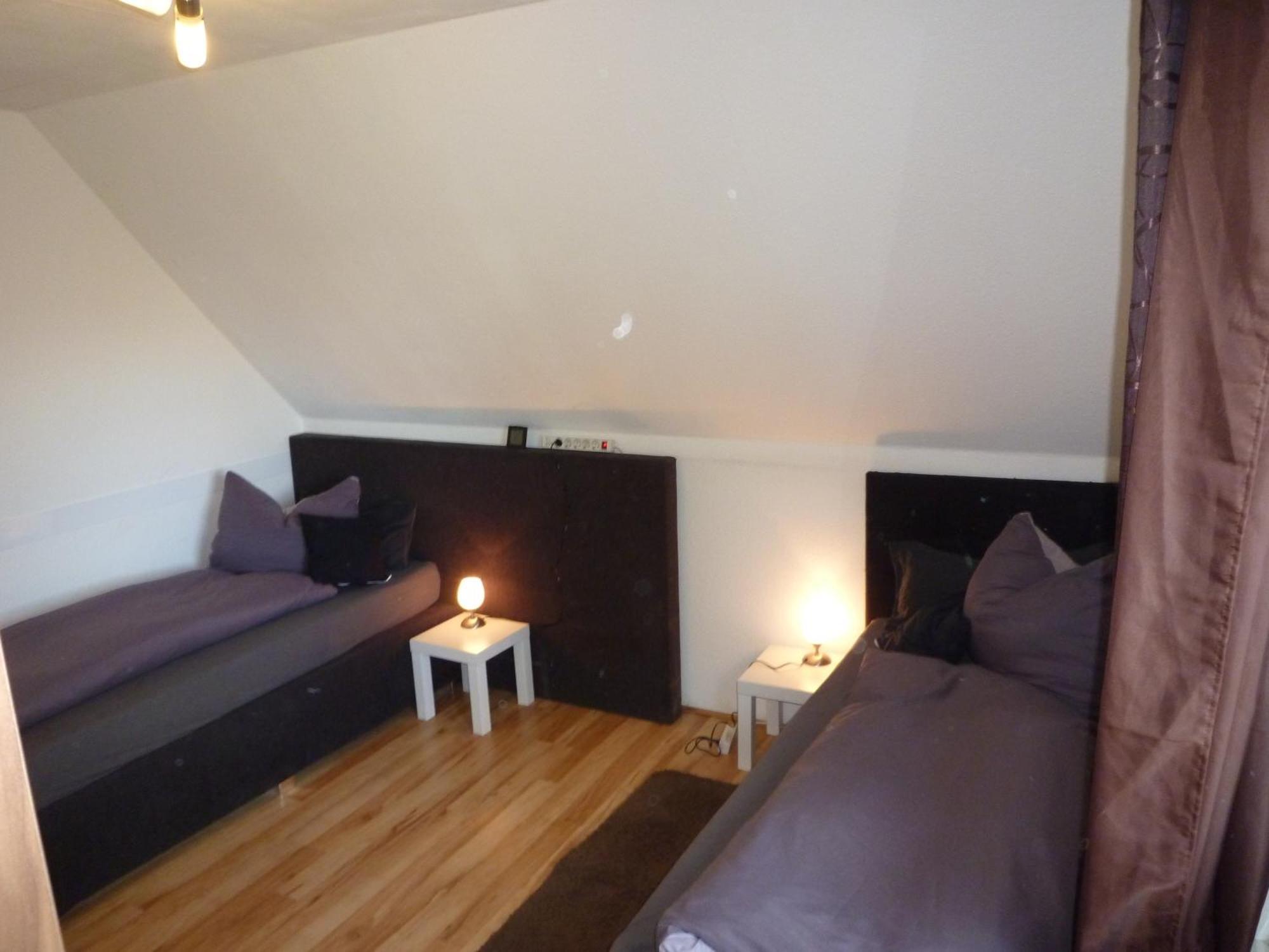 Ferienwohnungen Am Rumbachtal Mülheim an der Ruhr Kamer foto